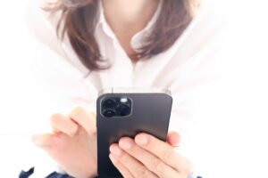 アプリレビューの改善方法は？ユーザー評価の向上を目指す